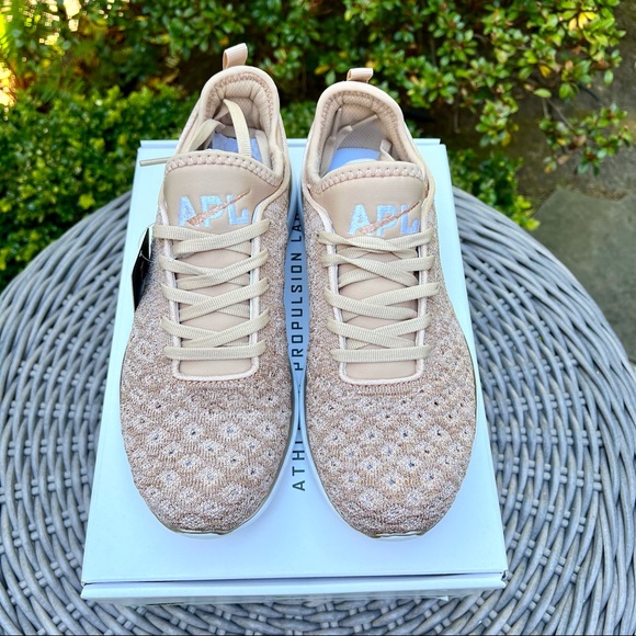 Lululemon Women's Techloom Phantom Shoe Rose Gold Sz 7.5 - Picture 2 of 9